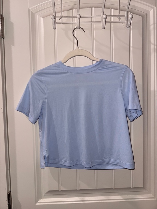 lululemon athletica Tops - lululemon athletica Light Blue Short Sleeve Performance Tee